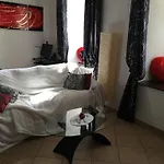 Au P'tit Bonheur בית הארחה *
